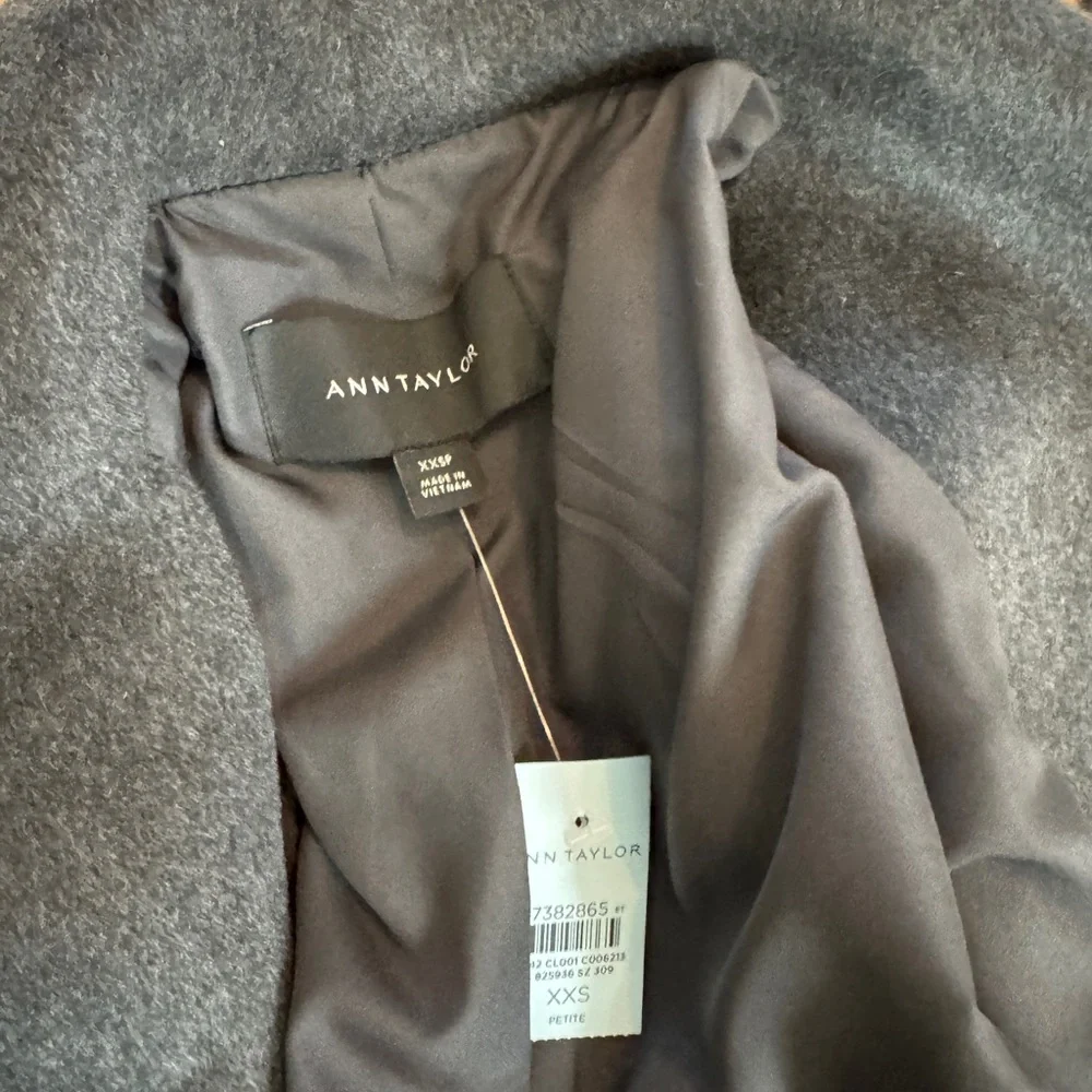 New with tags Ann Taylor Fringe Gray Coat - Picture 4 of 6